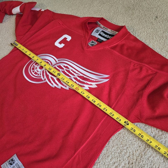 Nicklas Nik Lidstrom Detroit Red Wings 2011 Reebok Hockey Jersey Mens Small Unis - Picture 13 of 16